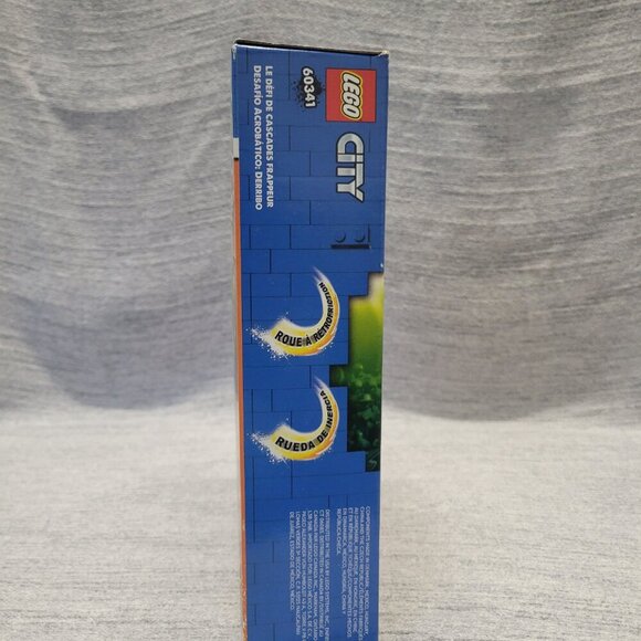 LEGO 60341- City Stuntz the Knockdown Stunt Challenge - Picture 4 of 6